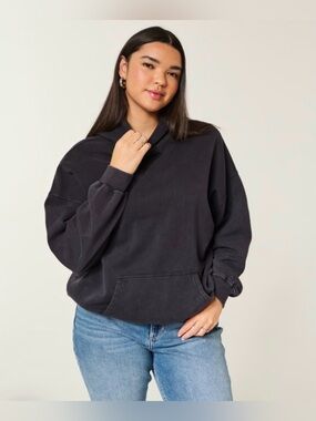 Hollister woman’s  Hoodie XS OVERSIZED washed